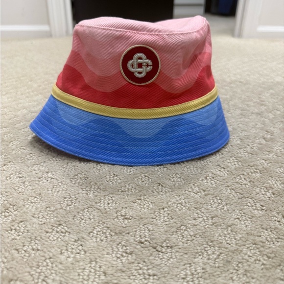 Colorful Gradient Bucket Hat - Picture 2 of 3